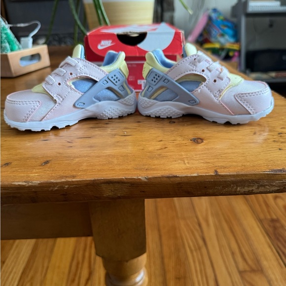 Nike Kids' Soft Pink and Light Blue Sneakers - Picture 3 of 4